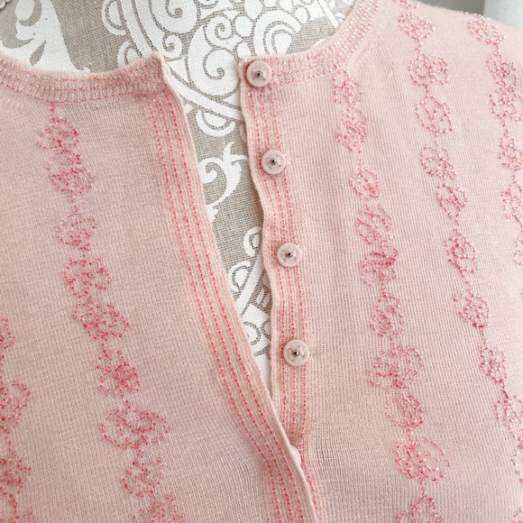 🌸 TSE 100% Cashmere Cropped Cardigan – Pink, Size M Retail $790 hand beaded - Picture 9 of 14